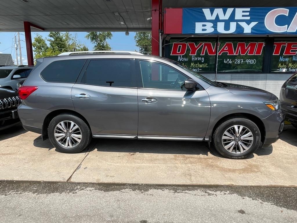 Nissan Pathfinder S 4WD 2017