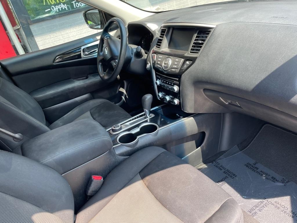 Nissan Pathfinder S 4WD 2017