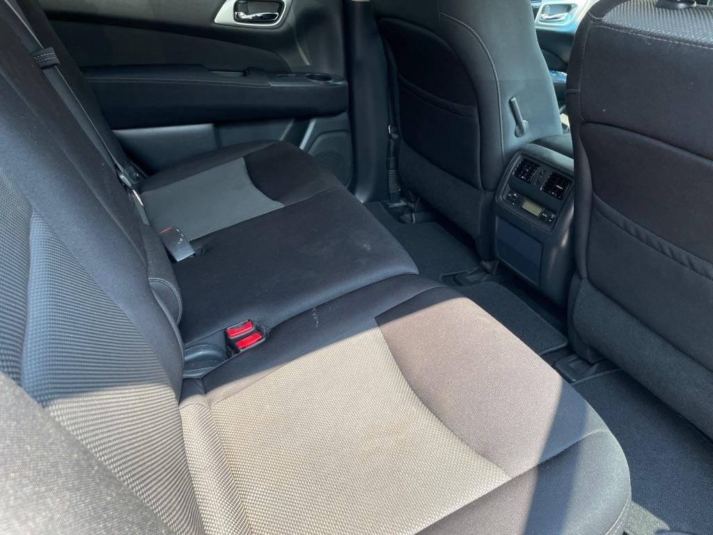 Nissan Pathfinder S 4WD 2017