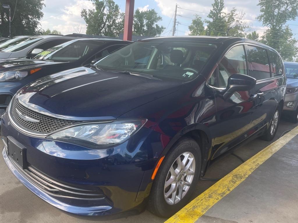 Chrysler Pacifica Touring 2017
