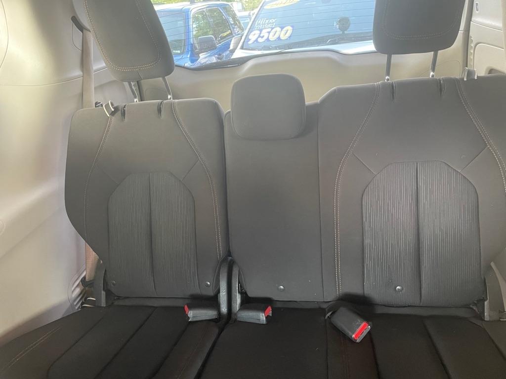 Chrysler Pacifica Touring 2017