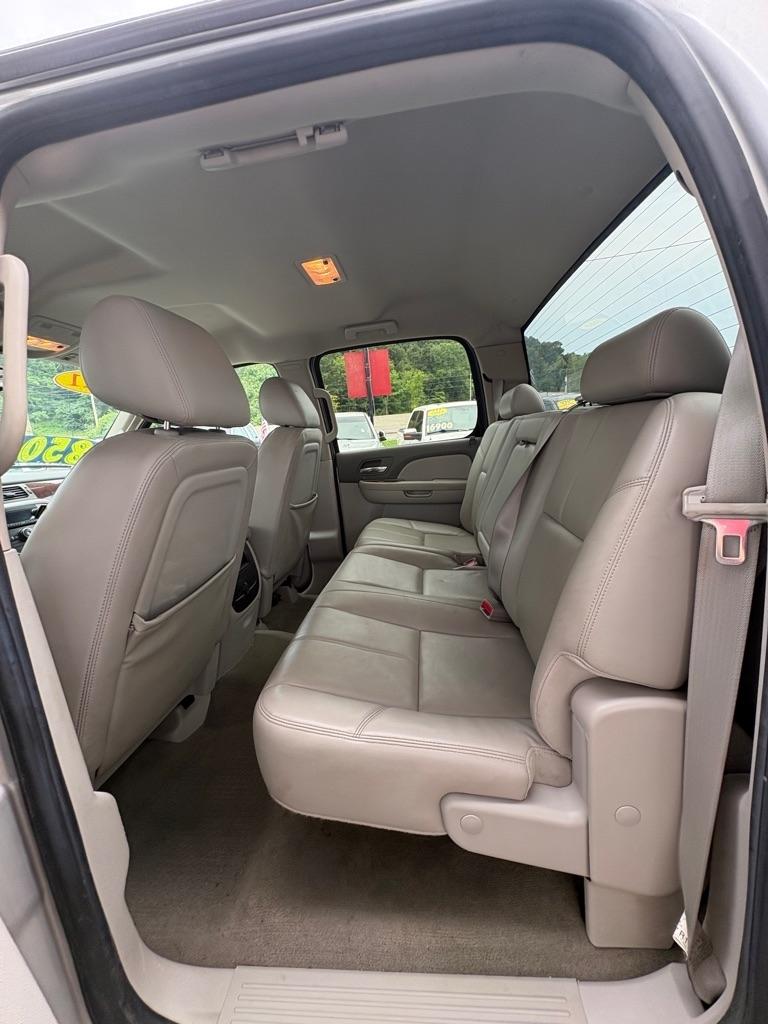 GMC Sierra 1500 SLT Crew Cab 4WD 2011
