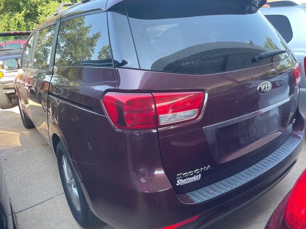 Kia Sedona LX 2016