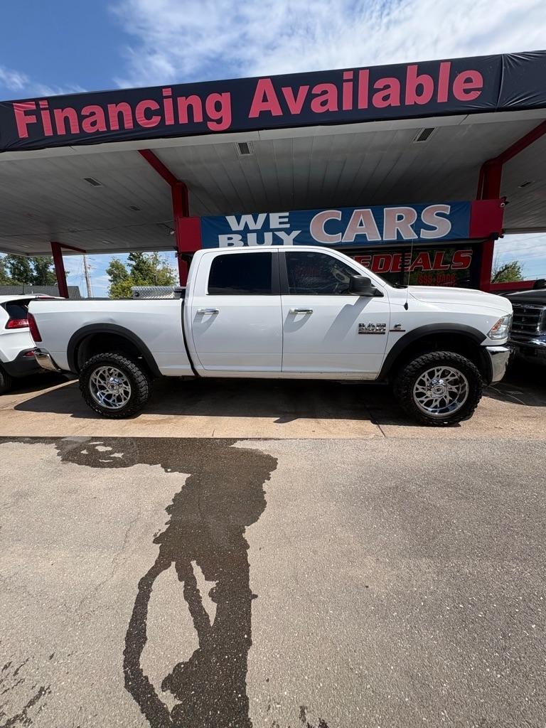 RAM 2500 SLT Crew Cab SWB 4WD 2017