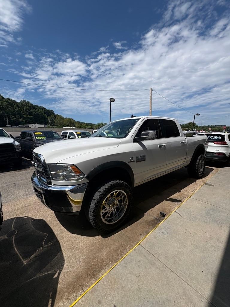 RAM 2500 SLT Crew Cab SWB 4WD 2017