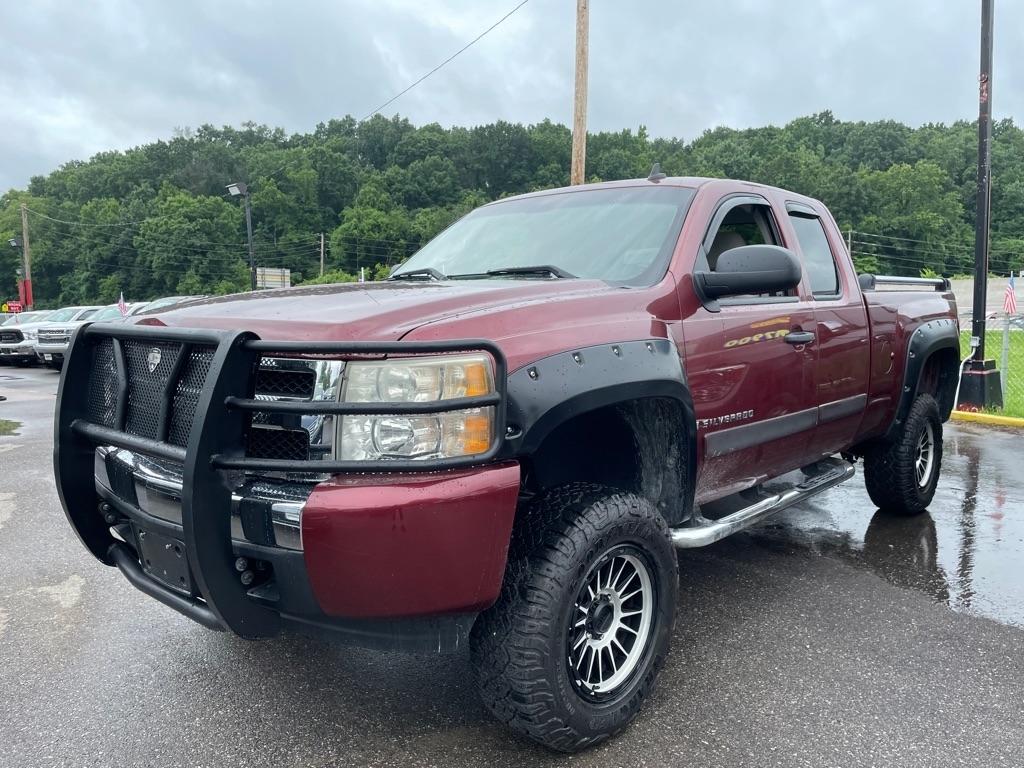 Chevrolet Silverado 1500 Work Truck Ext. Cab Std. Box 4WD 2008