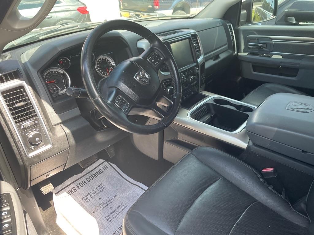 RAM 1500 SLT Crew Cab SWB 4WD 2015