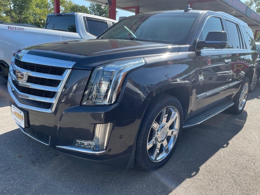 Cadillac Escalade Luxury 4WD 2017