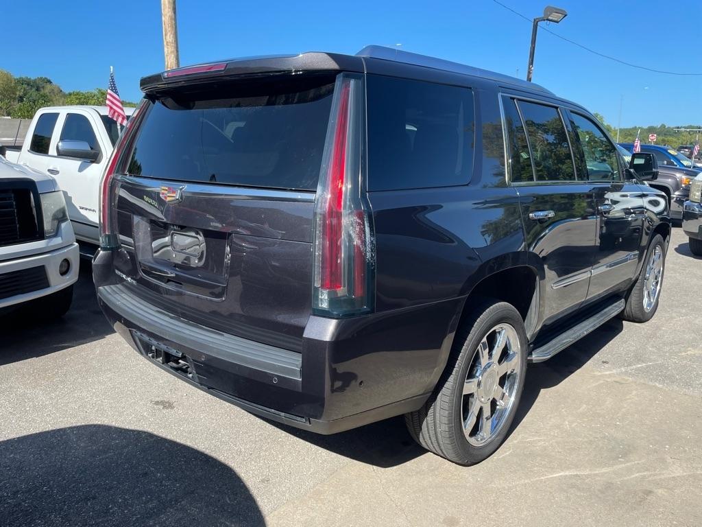 Cadillac Escalade Luxury 4WD 2017