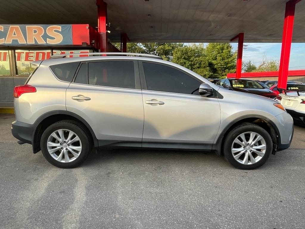 Toyota RAV4 Limited FWD 2015