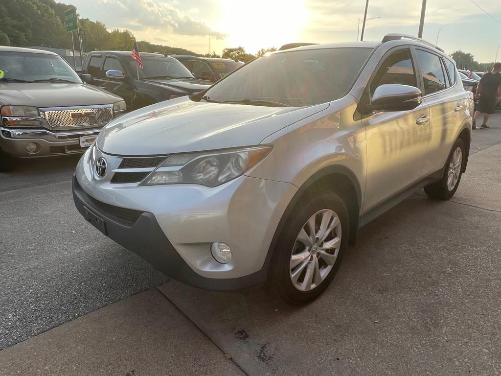 Toyota RAV4 Limited FWD 2015