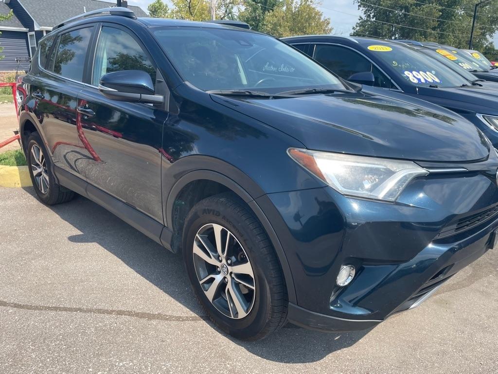 Toyota RAV4 XLE AWD 2017