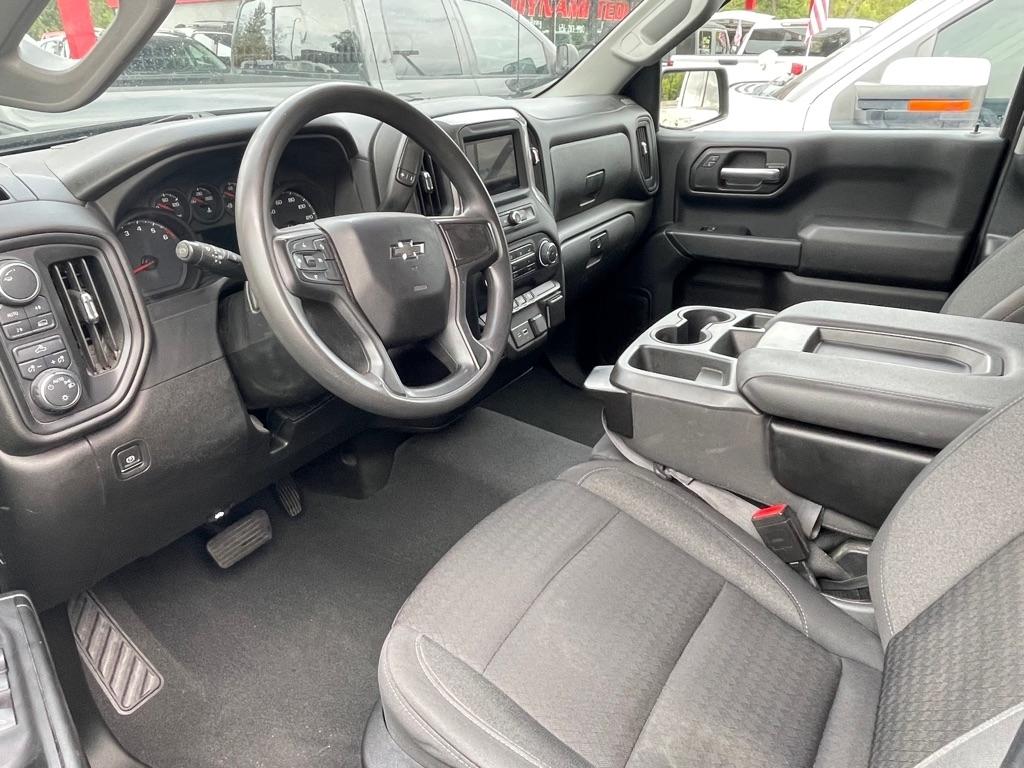 Chevrolet Silverado 1500 Custom Crew Cab 4WD 2023