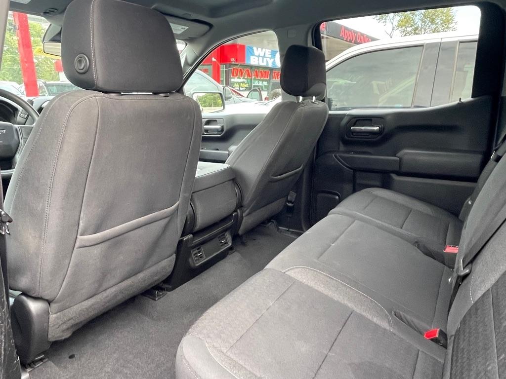 Chevrolet Silverado 1500 Custom Crew Cab 4WD 2023