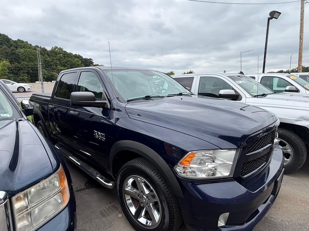 2015 RAM 1500 Tradesman Crew Cab SWB 4WD