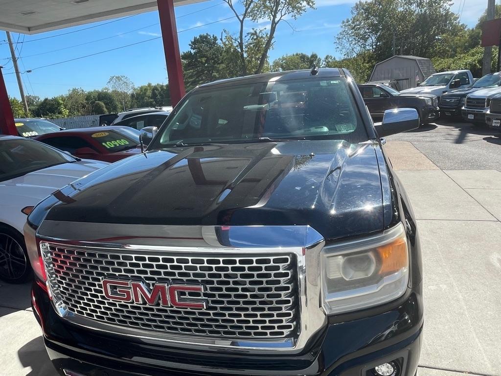 GMC Sierra 1500 Denali Crew Cab Long Box 4WD 2015