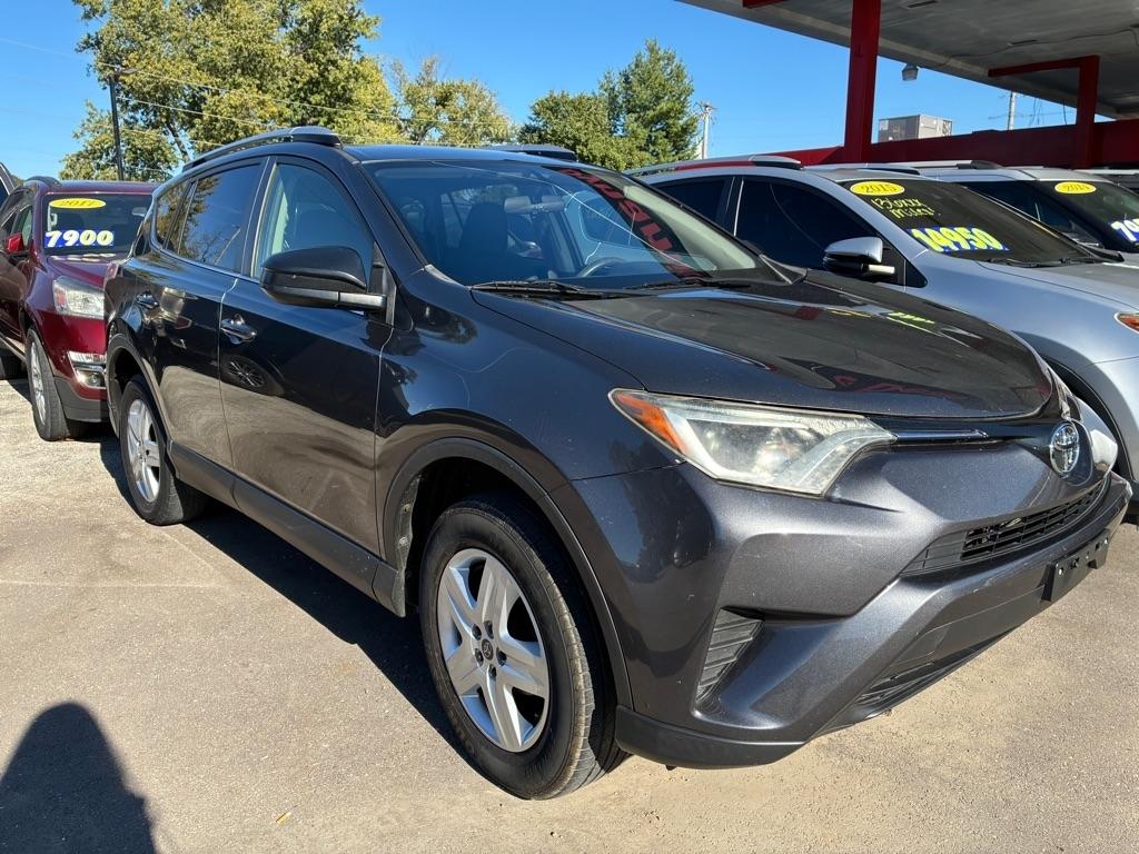 Toyota RAV4 LE FWD 2016