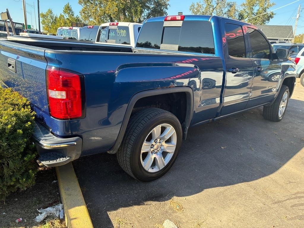 GMC Sierra photo 5