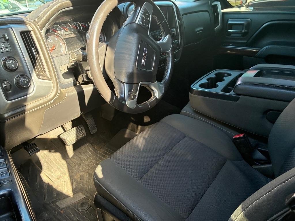 GMC Sierra photo 7