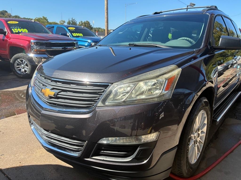 Chevrolet Traverse LS FWD w/PDC 2017