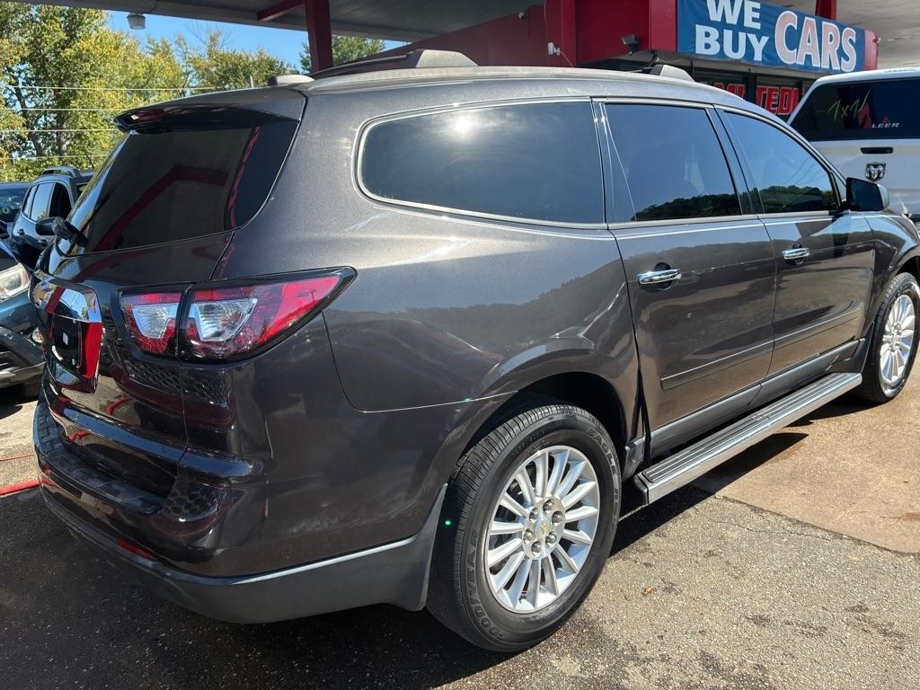 Chevrolet Traverse LS FWD w/PDC 2017