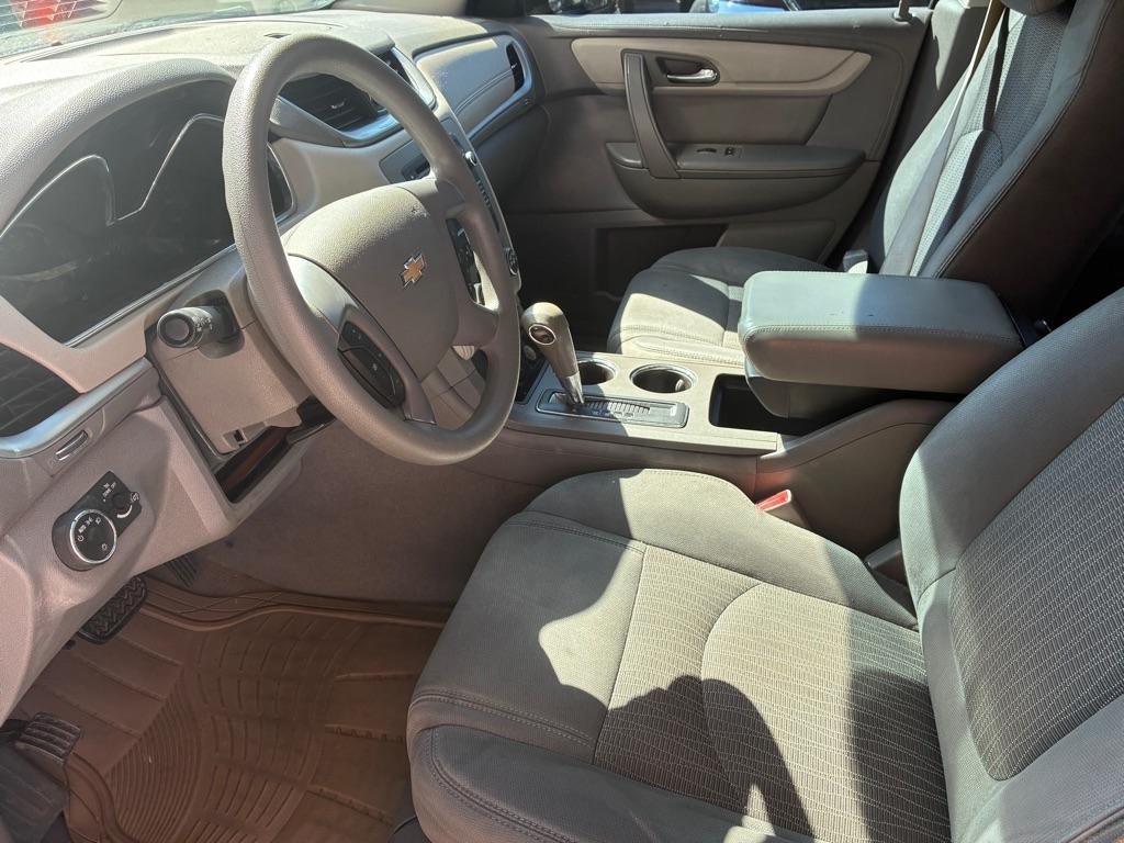 Chevrolet Traverse LS FWD w/PDC 2017