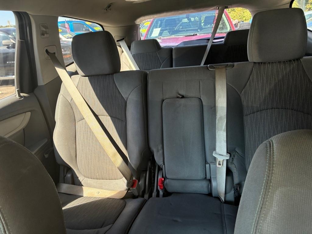 Chevrolet Traverse LS FWD w/PDC 2017