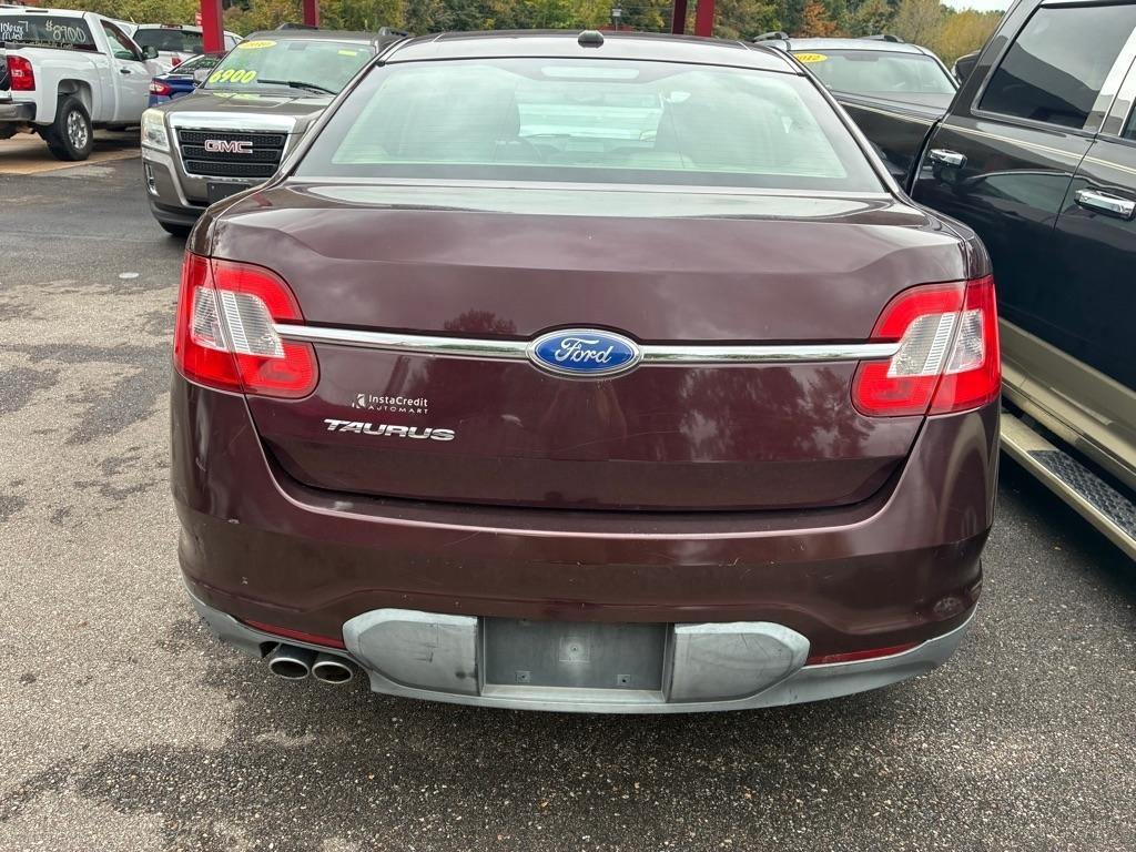 Ford Taurus SE FWD 2011