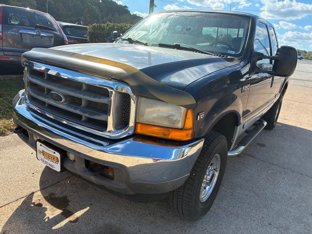 Ford F-250 SD XL SuperCab Long Bed 4WD 2001