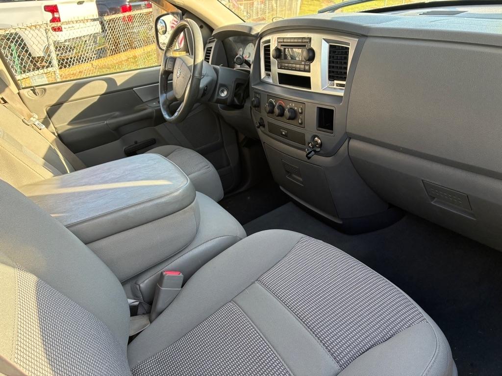 Dodge Ram 1500 ST Quad Cab 4WD 2008