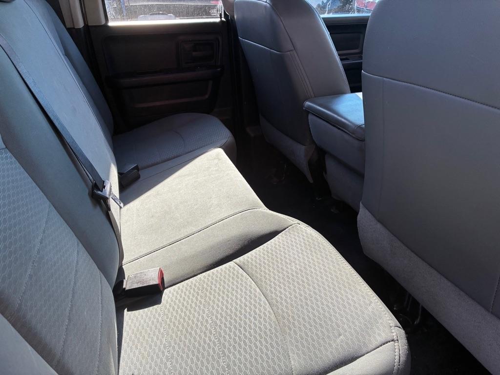 RAM 1500 Tradesman Quad Cab 4WD 2018