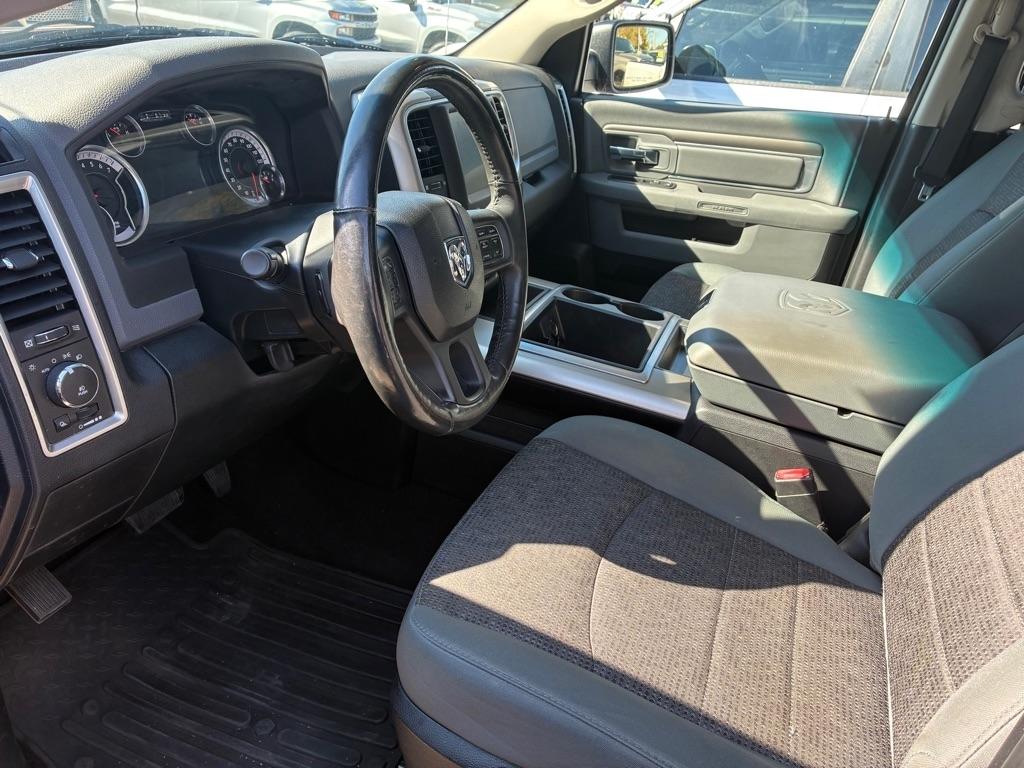 RAM 1500 SLT Quad Cab 4WD 2014