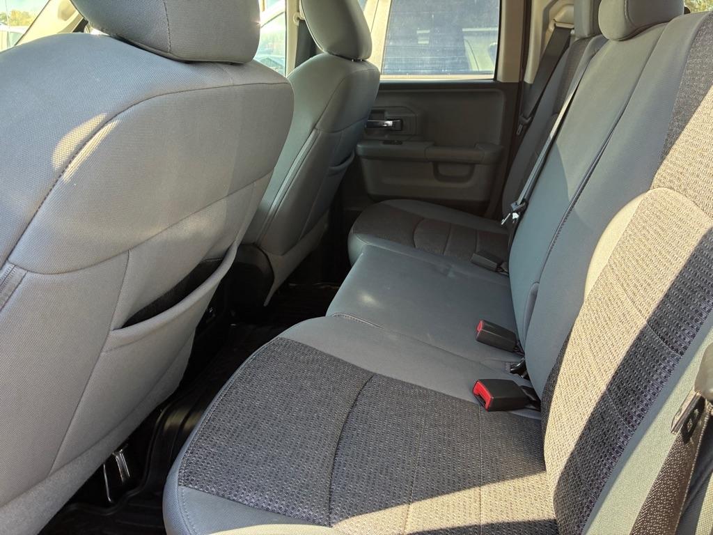 RAM 1500 SLT Quad Cab 4WD 2014