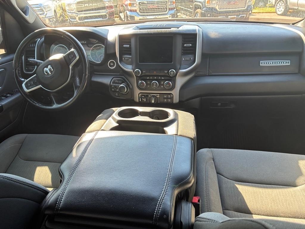 RAM 1500 Big Horn Crew Cab SWB 4WD 2021