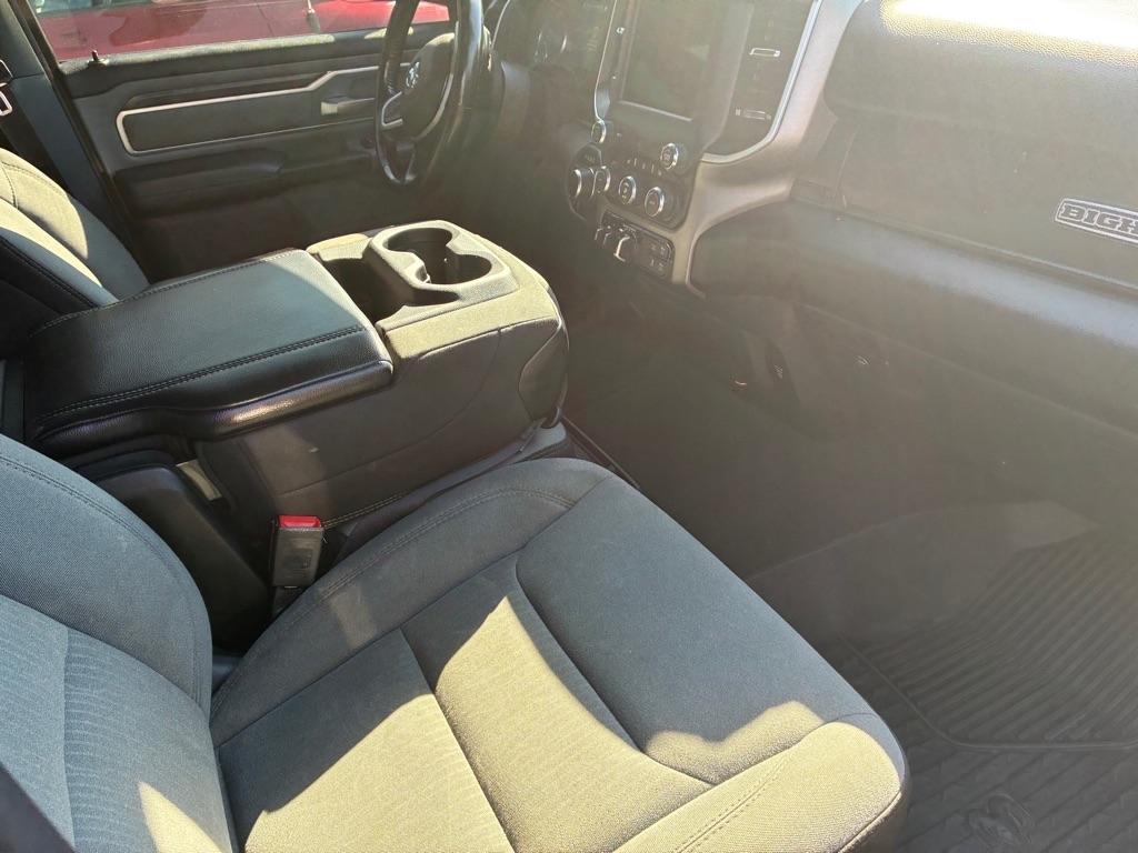 RAM 1500 Big Horn Crew Cab SWB 4WD 2021
