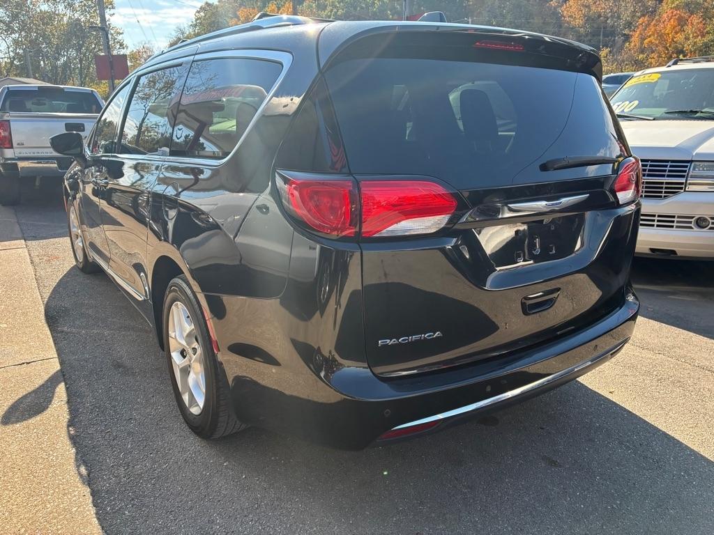 Chrysler Pacifica Touring-L 2018