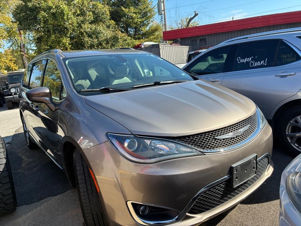 Chrysler Pacifica Touring-L Plus 2018