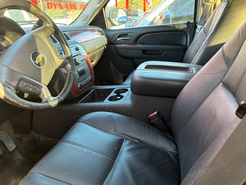 Chevrolet Silverado 2500HD LTZ Crew Cab 4WD 2011