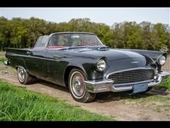 1957 Ford Thunderbird 