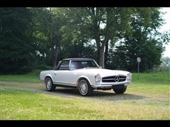 1967 Mercedes-Benz 250SL 