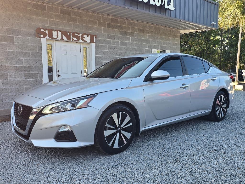 2022 Nissan Altima 2.5 SV Sedan