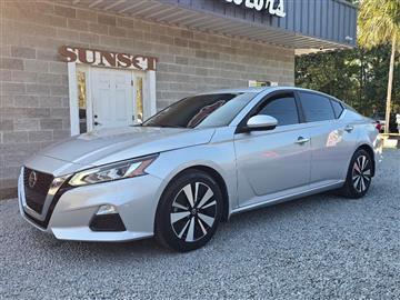 2022 Nissan Altima 2.5 SV Sedan