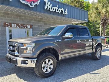2017 Ford F-150 Platinum 4WD SuperCrew 5.5' Box