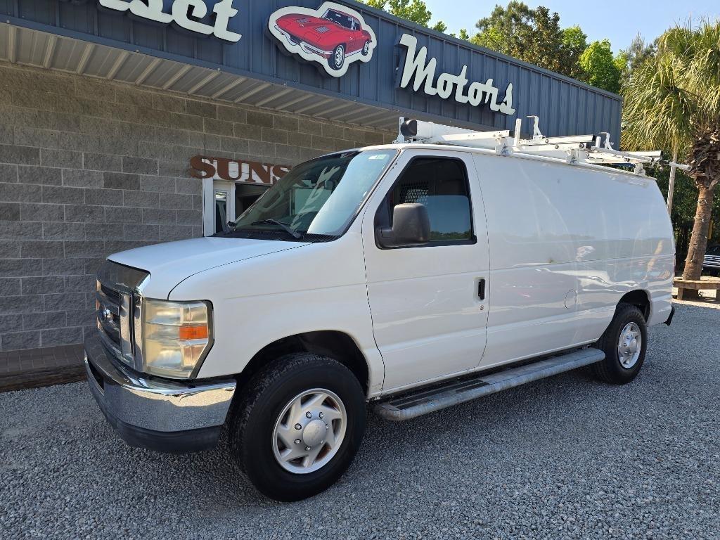 2013 Ford Econoline Cargo Van E-250 Commercial