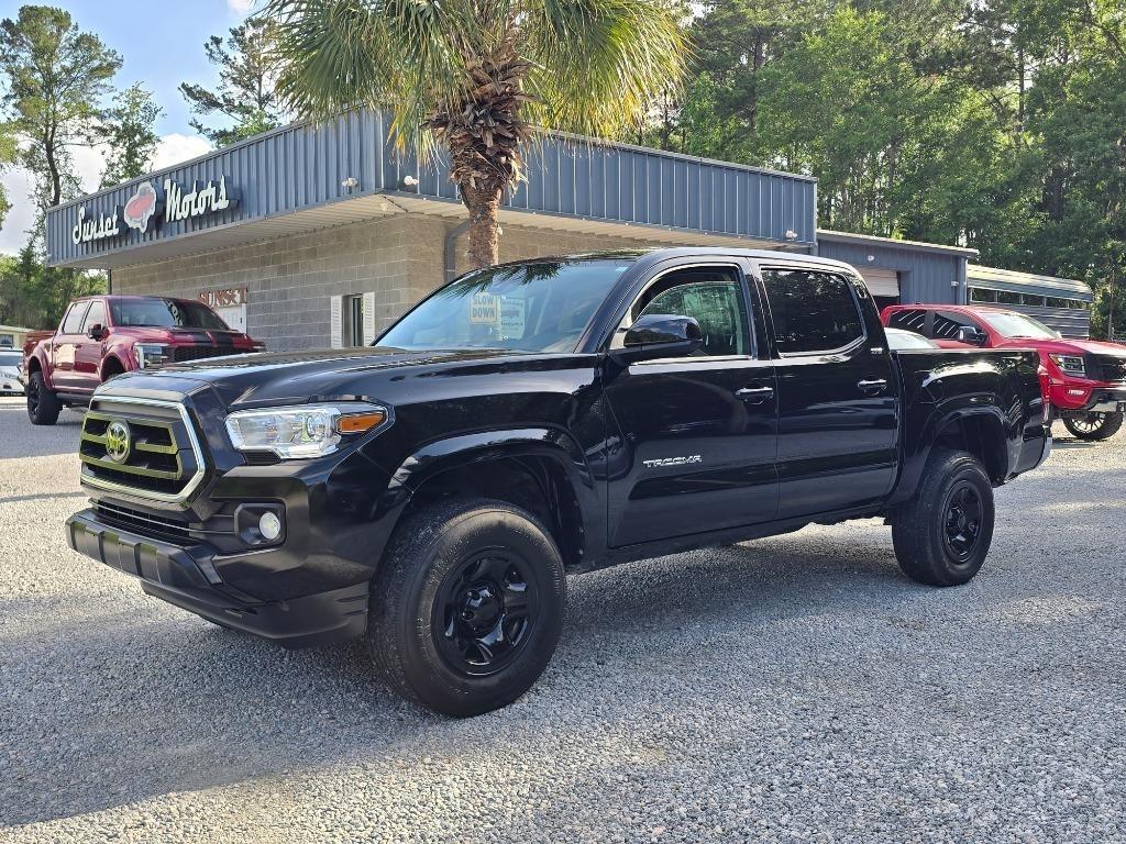 2023 Toyota Tacoma 2WD SR Double Cab 5' Bed I4 AT (Natl)