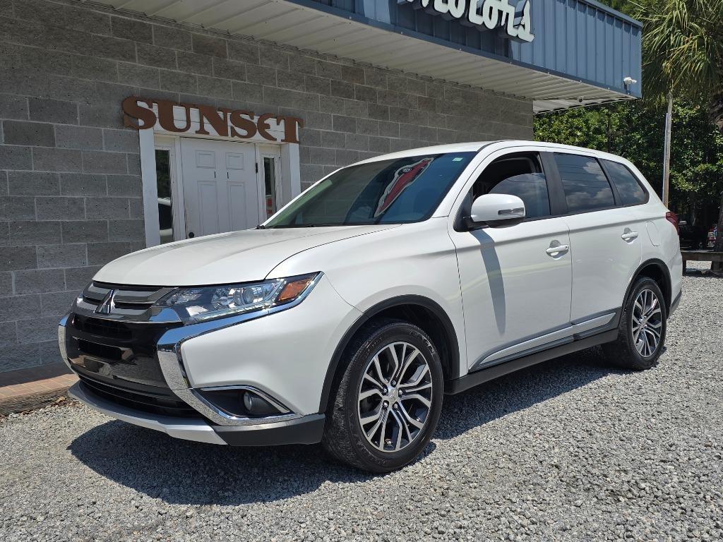 2018 Mitsubishi Outlander SE FWD