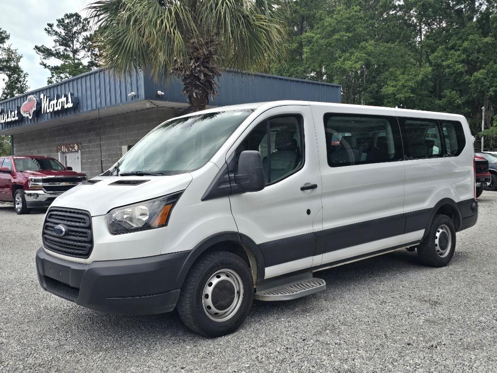 2019 Ford Transit Passenger Wagon T-350 148" Low Roof XL Swing-Out RH Dr