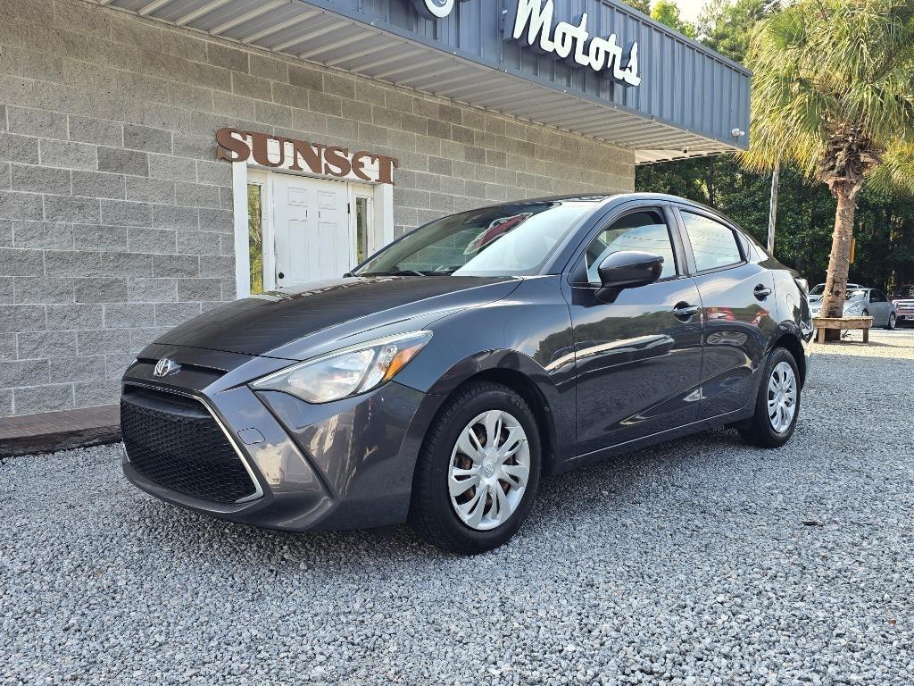 2019 Toyota Yaris Sedan L Manual (Natl)