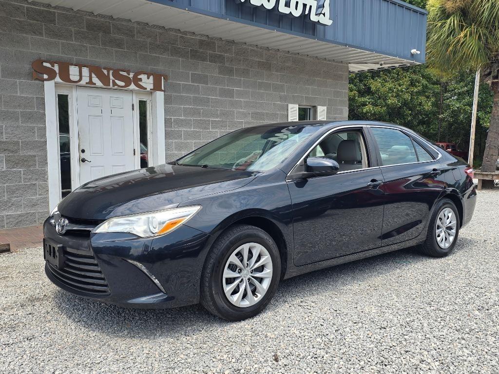 2017 Toyota Camry XLE Auto (Natl)