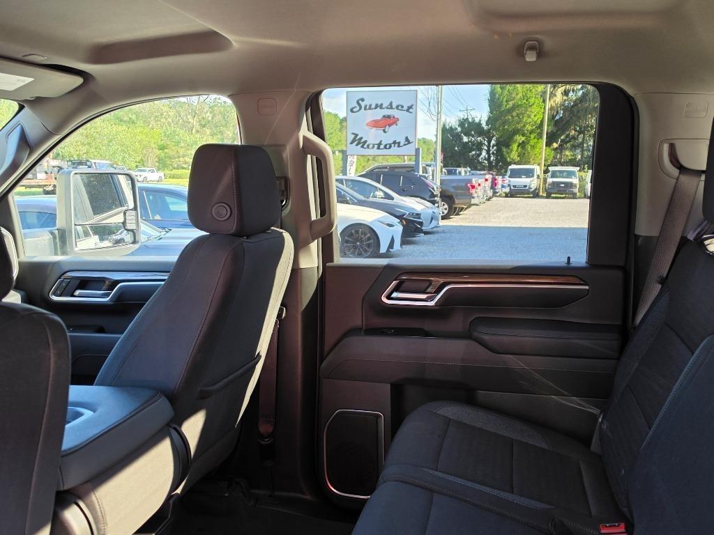 2025 Chevrolet Silverado 2500HD LT - Photo 18